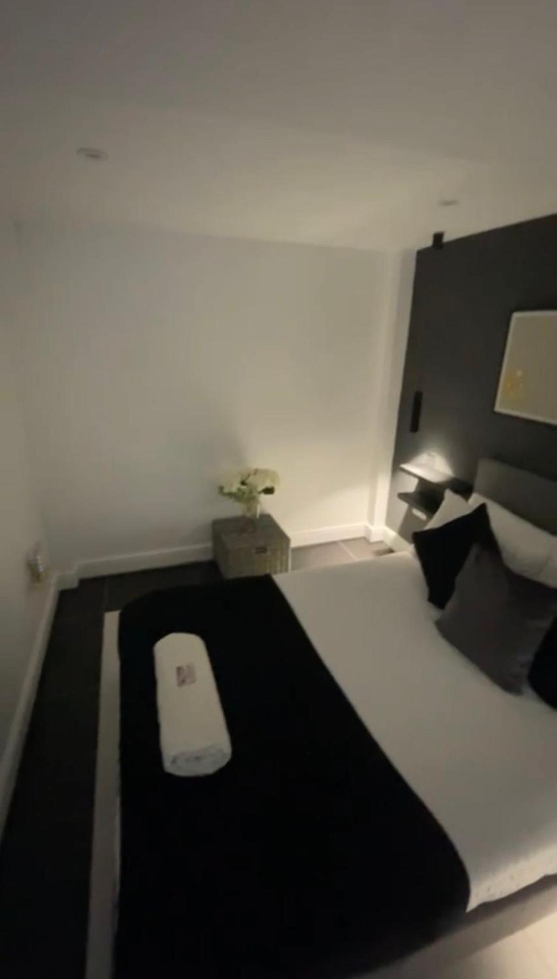 Wandsworth, South London Deluxe King Room 5 Buitenkant foto